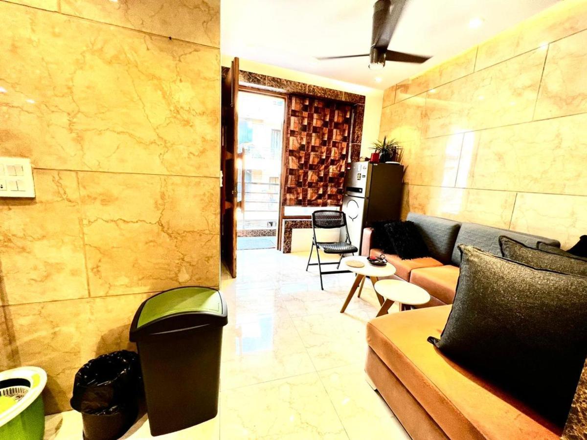 Divine Studios Rajouri Garden Nova Deli Exterior foto